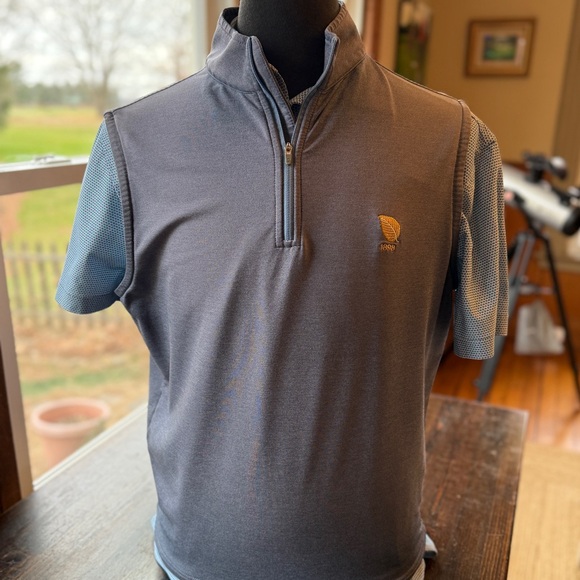 Peter Millar Golf Vest - Picture 1 of 3